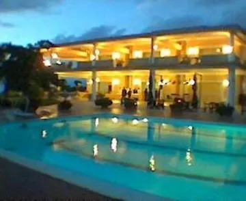 Villaggio Belmonte Бельмонте-Калабро