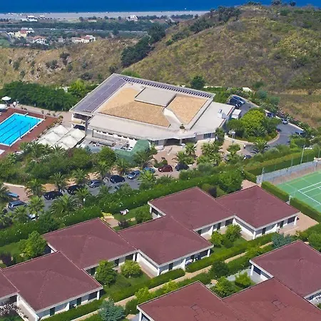 Villaggio Belmonte Hotel 4*