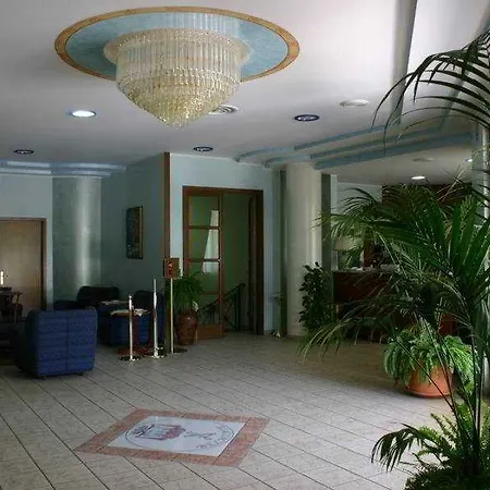 Hotel Villaggio Belmonte 4*