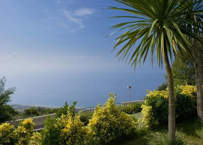 Hotel Villaggio Belmonte 4*